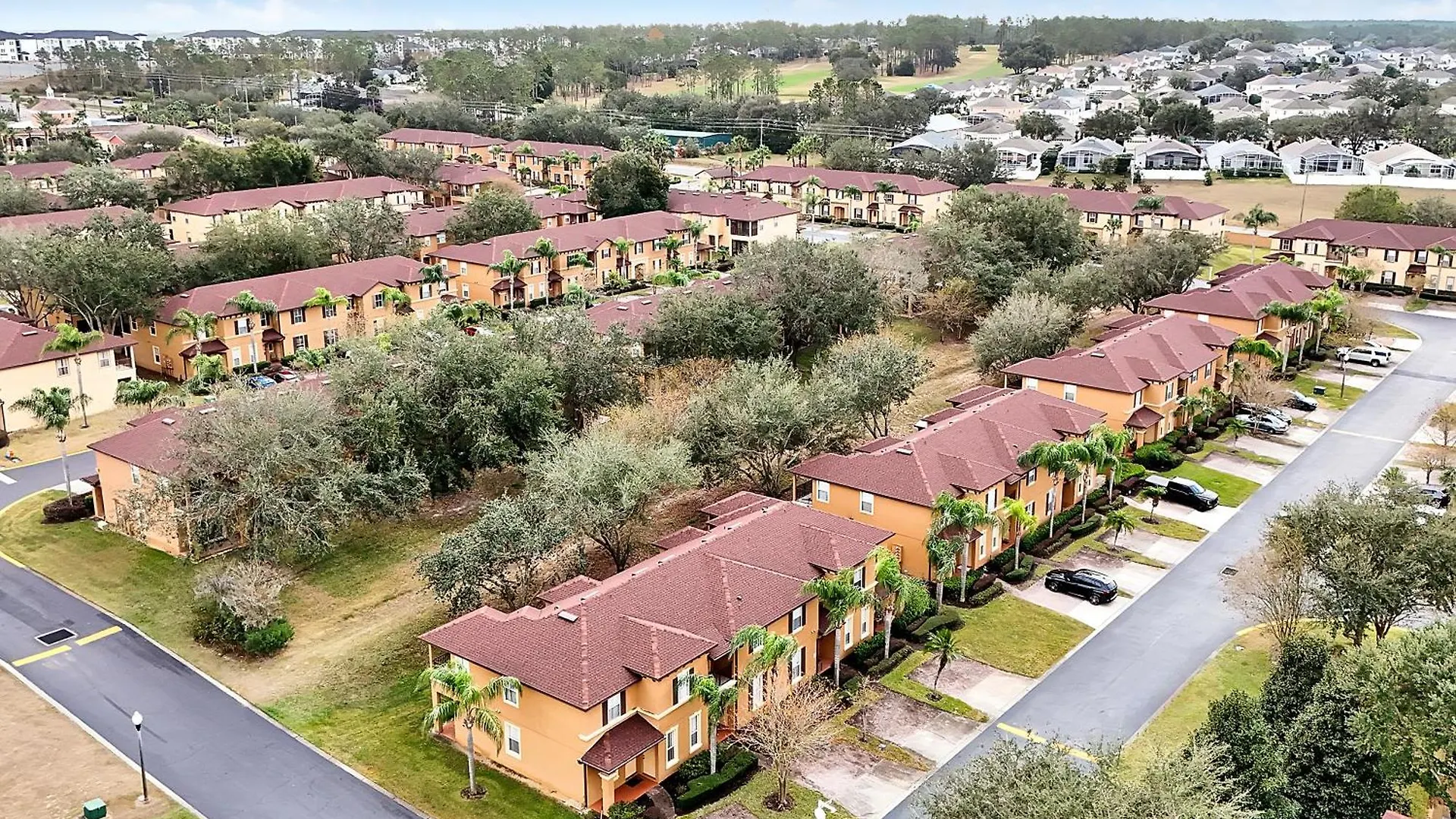 Regal Palms Retreat W/ Lazy River, Pool, & Balcony Davenport