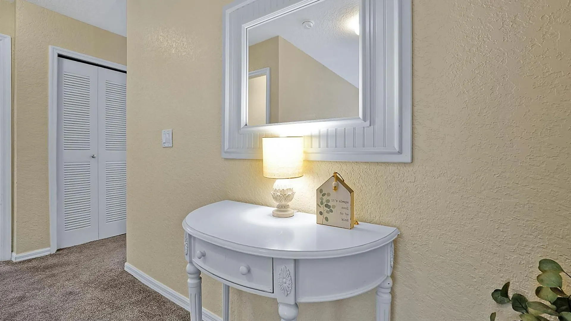 Regal Palms Retreat W/ Lazy River, Pool, & Balcony Davenport Holiday home